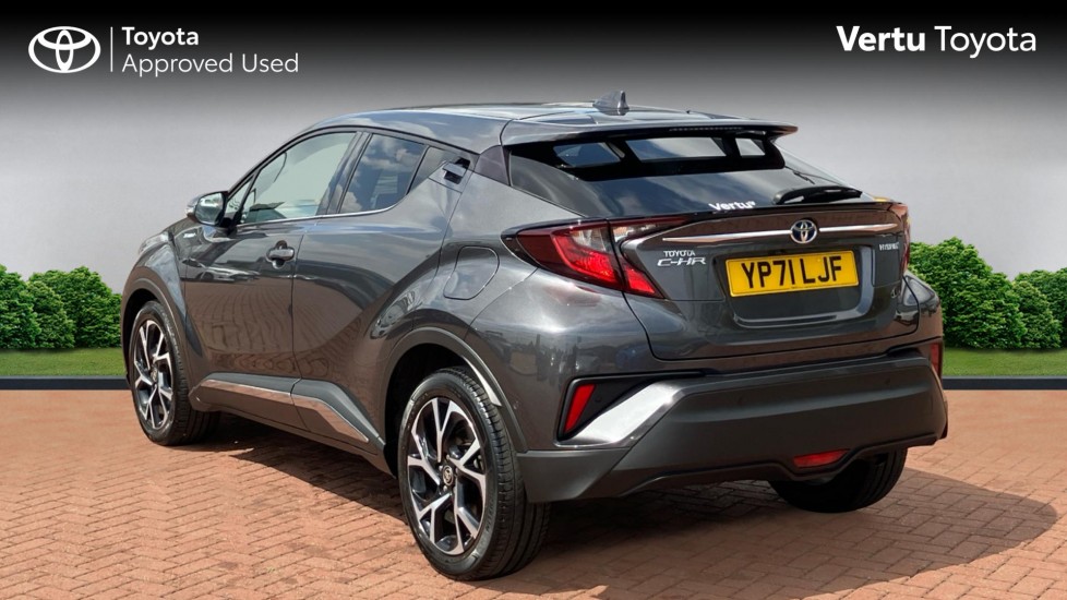 Toyota C-HR 1.8 Hybrid Design 5dr CVT Hybrid Hatchback - Image 4