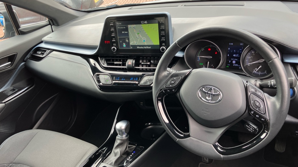 Toyota C-HR 1.8 Hybrid Design 5dr CVT Hybrid Hatchback - Image 6