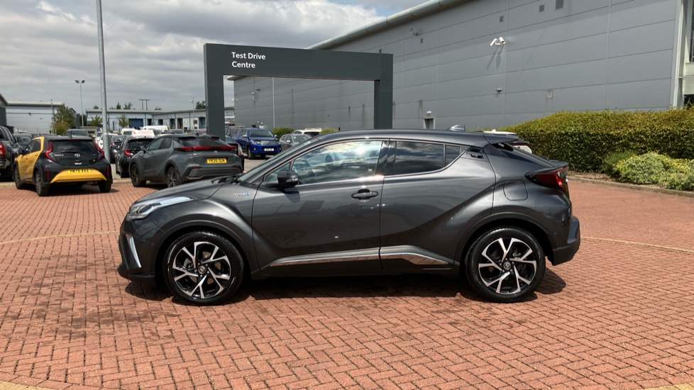 Toyota C-HR 1.8 Hybrid Design 5dr CVT Hybrid Hatchback - Image 24