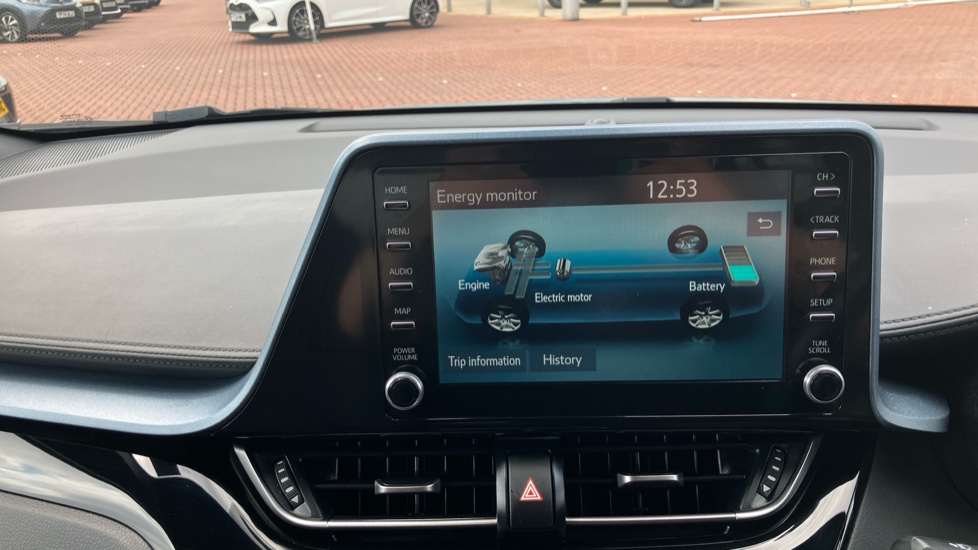 Toyota C-HR 1.8 Hybrid Design 5dr CVT Hybrid Hatchback - Image 40
