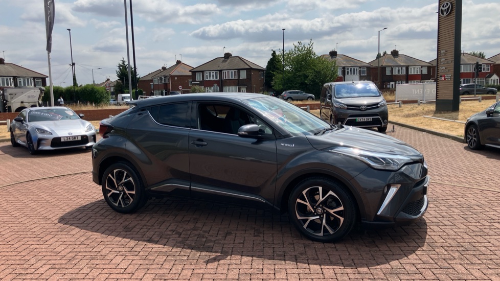 Toyota C-HR 1.8 Hybrid Design 5dr CVT Hybrid Hatchback - Image 46