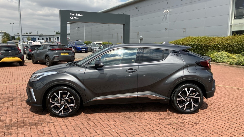 Toyota C-HR 1.8 Hybrid Design 5dr CVT Hybrid Hatchback - Image 53