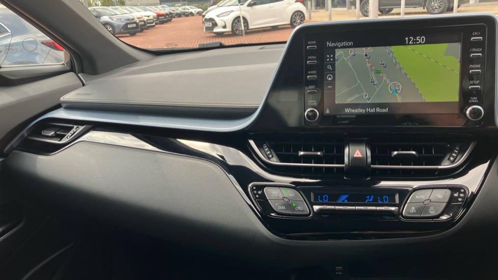 Toyota C-HR 1.8 Hybrid Design 5dr CVT Hybrid Hatchback - Image 56