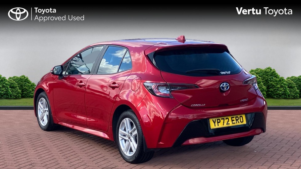 Toyota Corolla 1.8 VVT-i Hybrid Icon Tech 5dr CVT Hybrid Hatchback - Image 4