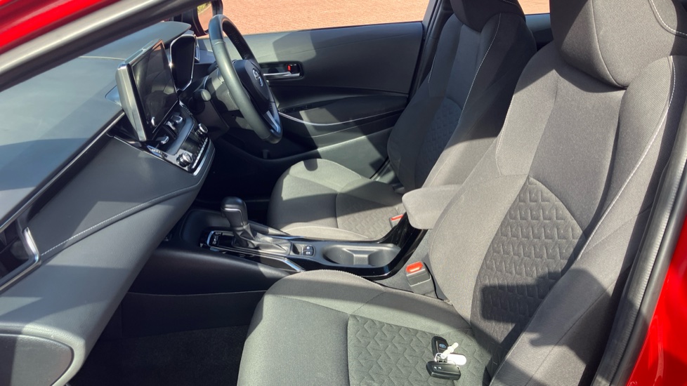 Toyota Corolla 1.8 VVT-i Hybrid Icon Tech 5dr CVT Hybrid Hatchback - Image 7