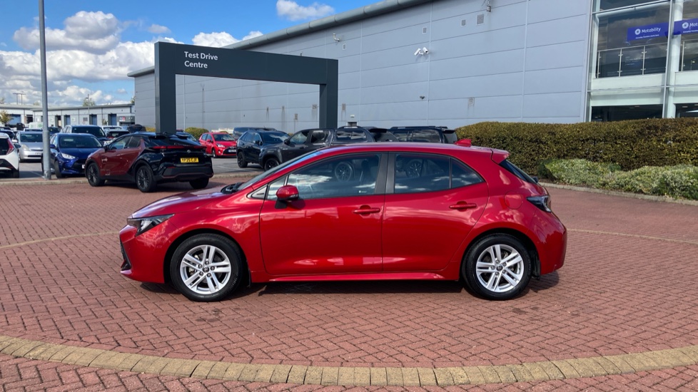 Toyota Corolla 1.8 VVT-i Hybrid Icon Tech 5dr CVT Hybrid Hatchback - Image 14
