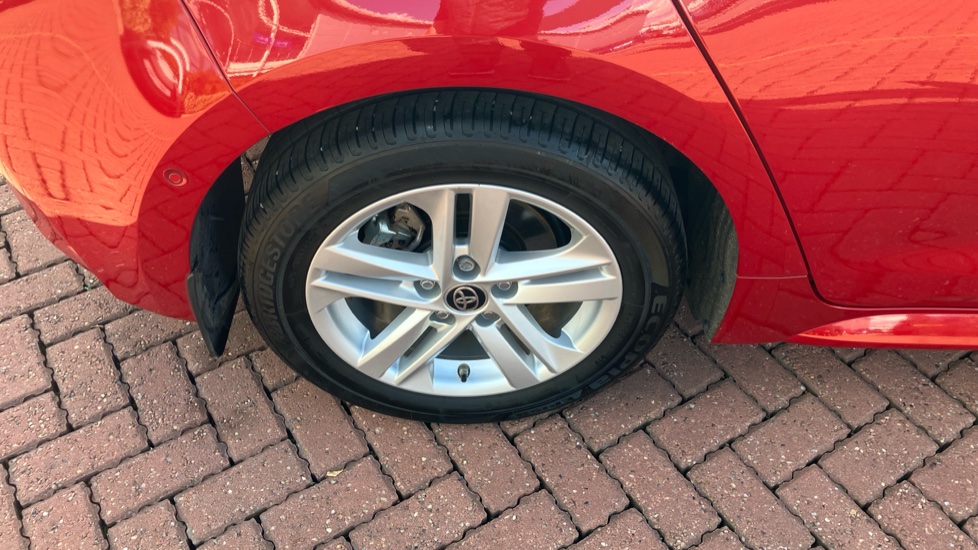Toyota Corolla 1.8 VVT-i Hybrid Icon Tech 5dr CVT Hybrid Hatchback - Image 24