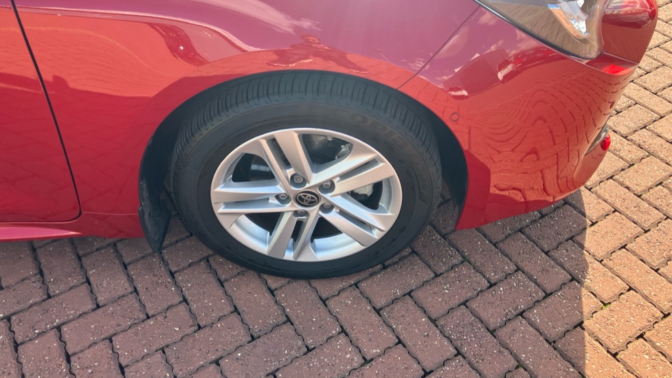 Toyota Corolla 1.8 VVT-i Hybrid Icon Tech 5dr CVT Hybrid Hatchback - Image 25