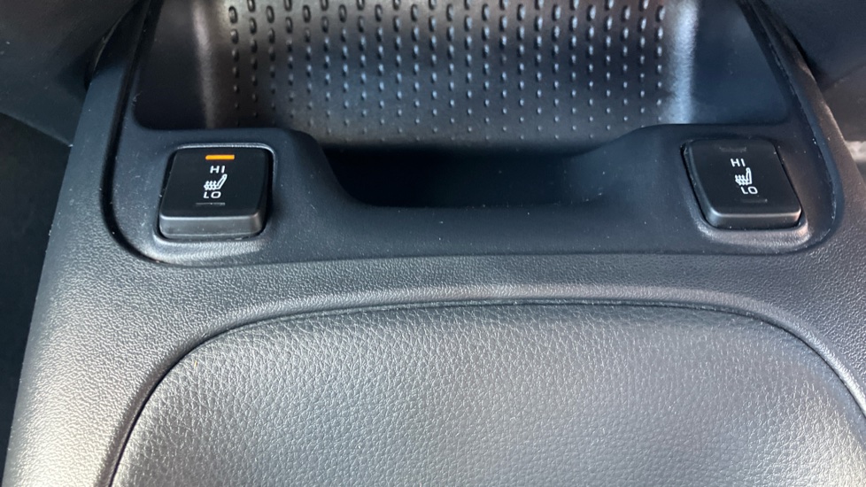 Toyota Corolla 1.8 VVT-i Hybrid Icon Tech 5dr CVT Hybrid Hatchback - Image 33