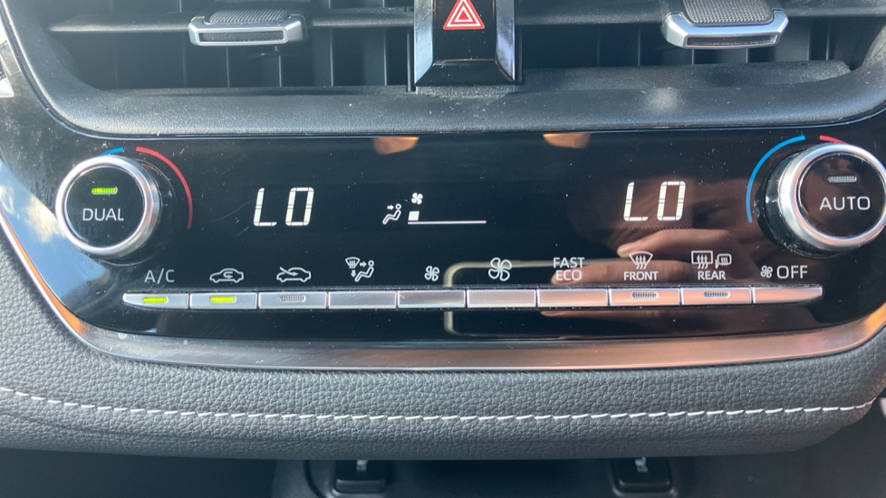 Toyota Corolla 1.8 VVT-i Hybrid Icon Tech 5dr CVT Hybrid Hatchback - Image 35