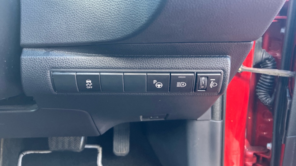 Toyota Corolla 1.8 VVT-i Hybrid Icon Tech 5dr CVT Hybrid Hatchback - Image 38