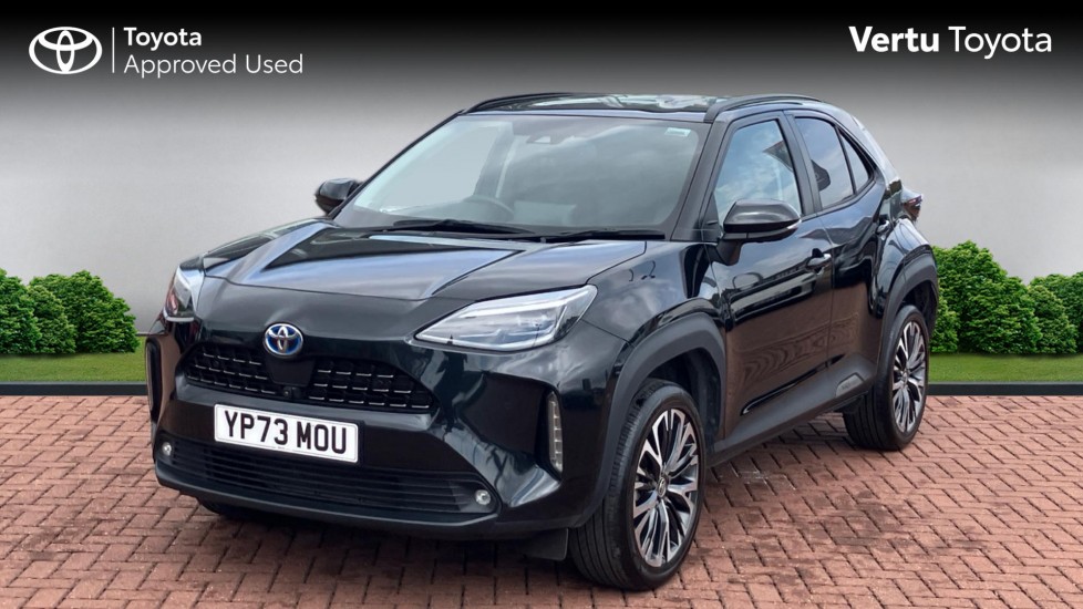 Toyota Yaris Cross 1.5 Hybrid Excel 5dr CVT Hybrid Estate - Image 3