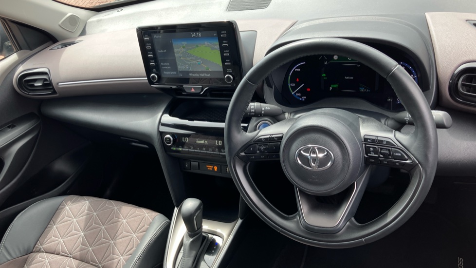 Toyota Yaris Cross 1.5 Hybrid Excel 5dr CVT Hybrid Estate - Image 6