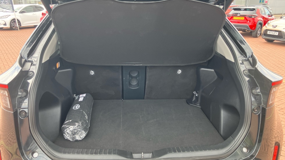 Toyota Yaris Cross 1.5 Hybrid Excel 5dr CVT Hybrid Estate - Image 13