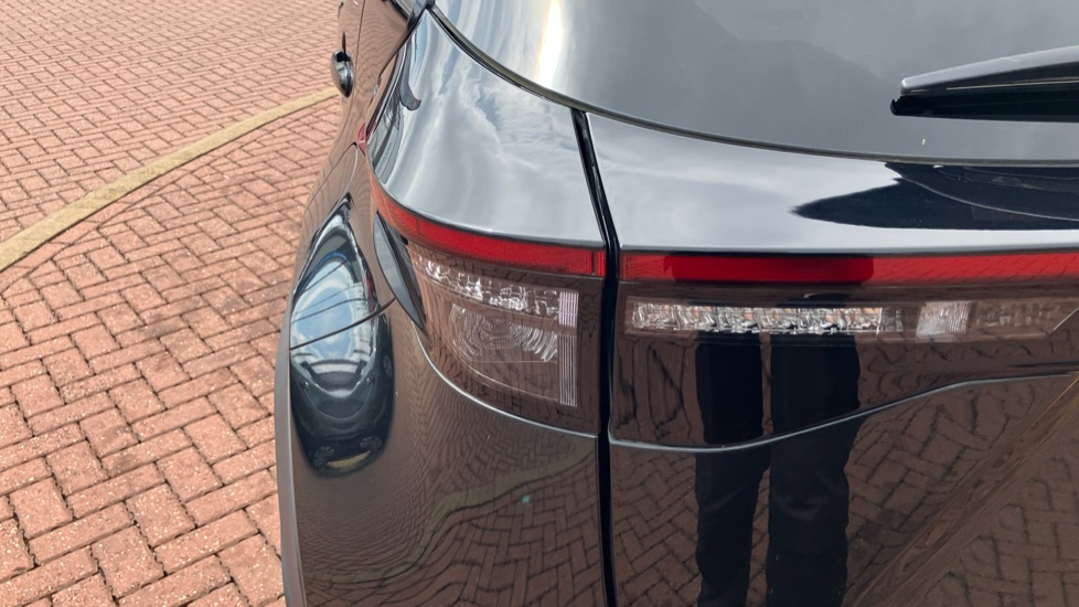 Toyota Yaris Cross 1.5 Hybrid Excel 5dr CVT Hybrid Estate - Image 36