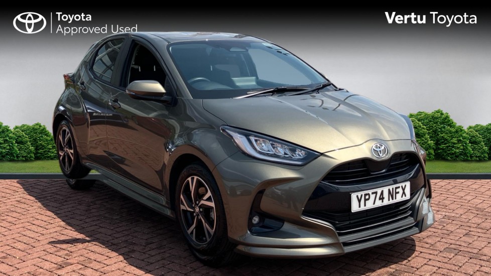 Toyota Yaris 1.5 Hybrid Design 5dr CVT Hybrid Hatchback - Image 1