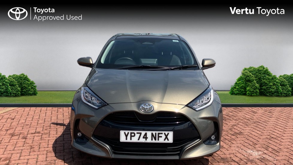 Toyota Yaris 1.5 Hybrid Design 5dr CVT Hybrid Hatchback - Image 22