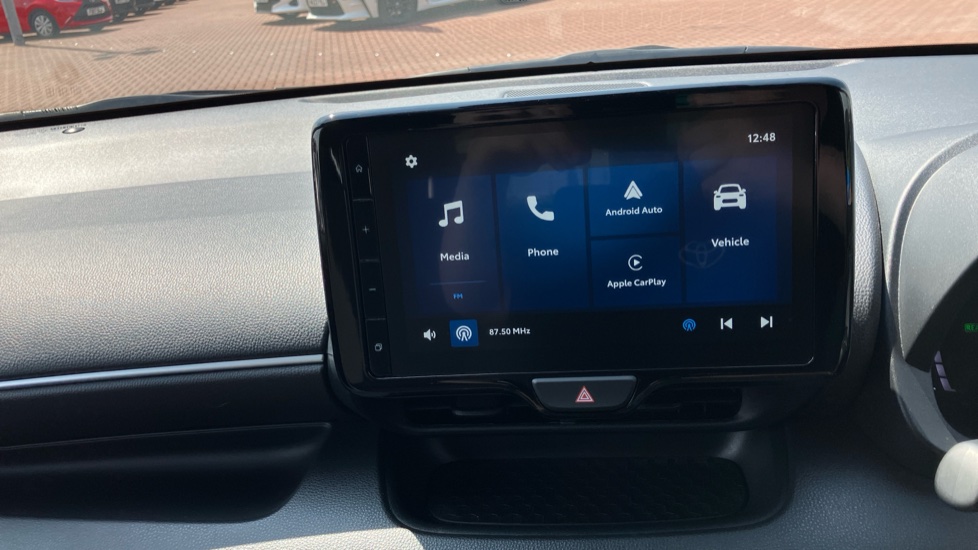 Toyota Yaris 1.5 Hybrid Design 5dr CVT Hybrid Hatchback - Image 40