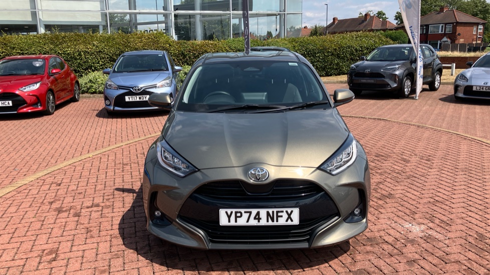 Toyota Yaris 1.5 Hybrid Design 5dr CVT Hybrid Hatchback - Image 51