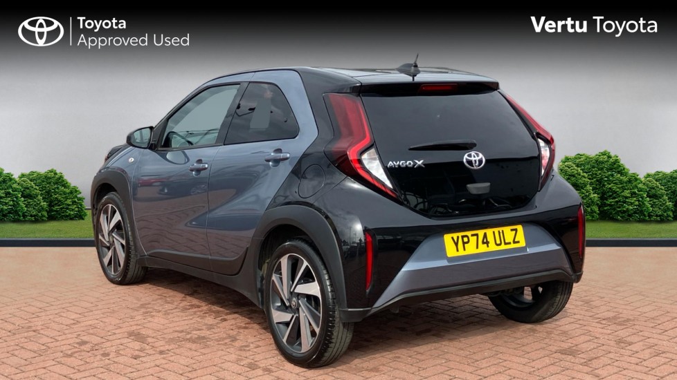 Toyota Aygo X 1.0 VVT-i Edge 5dr Petrol Hatchback - Image 4
