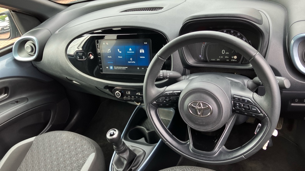Toyota Aygo X 1.0 VVT-i Edge 5dr Petrol Hatchback - Image 6