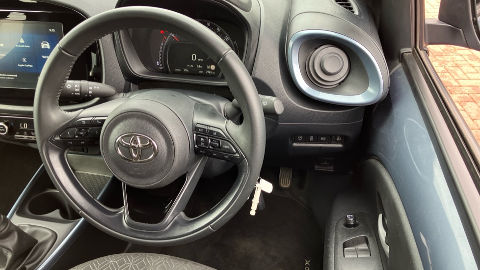 Toyota Aygo X 1.0 VVT-i Edge 5dr Petrol Hatchback - Image 10