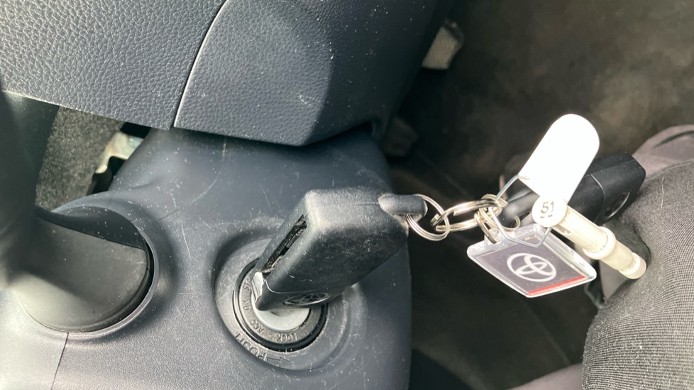 Toyota Aygo X 1.0 VVT-i Edge 5dr Petrol Hatchback - Image 16