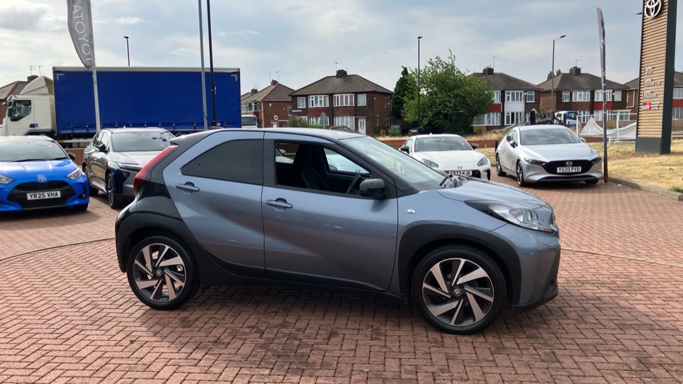 Toyota Aygo X 1.0 VVT-i Edge 5dr Petrol Hatchback - Image 47
