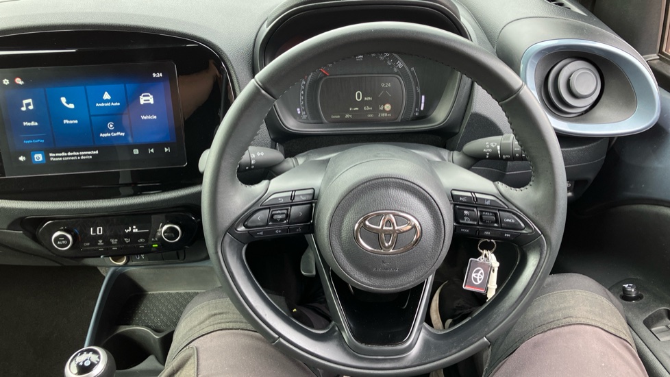 Toyota Aygo X 1.0 VVT-i Edge 5dr Petrol Hatchback - Image 53