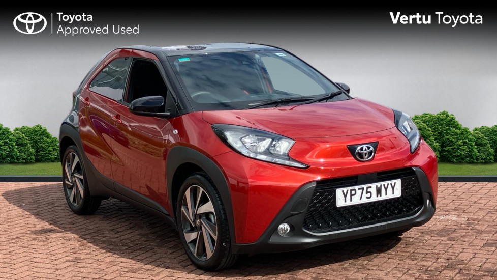 Toyota Aygo X 1.0 VVT-i Edge 5dr Petrol Hatchback - Image 1