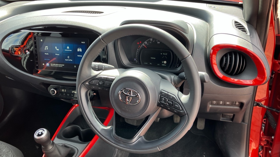 Toyota Aygo X 1.0 VVT-i Edge 5dr Petrol Hatchback - Image 7