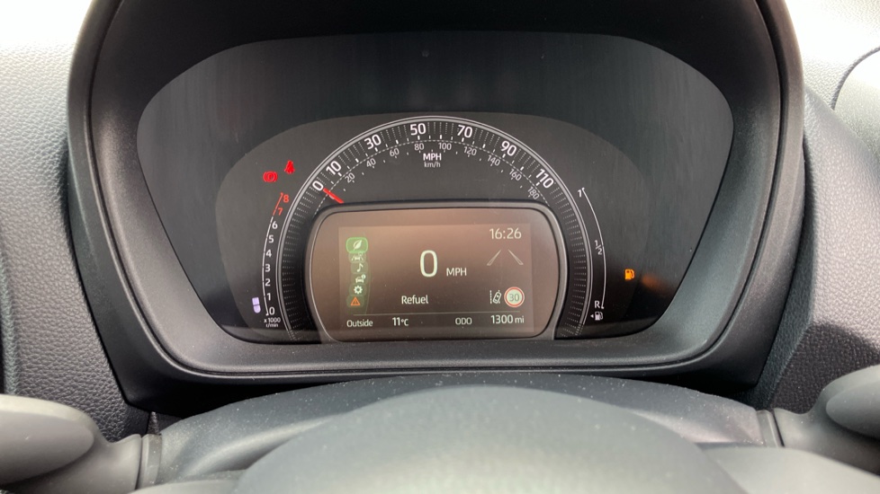 Toyota Aygo X 1.0 VVT-i Edge 5dr Petrol Hatchback - Image 11