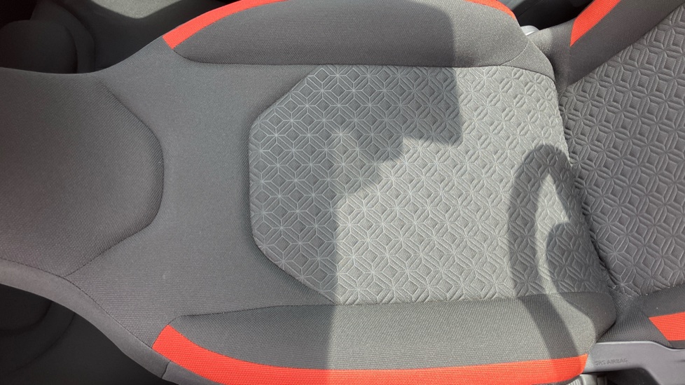 Toyota Aygo X 1.0 VVT-i Edge 5dr Petrol Hatchback - Image 14