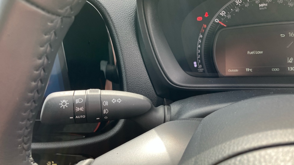 Toyota Aygo X 1.0 VVT-i Edge 5dr Petrol Hatchback - Image 31