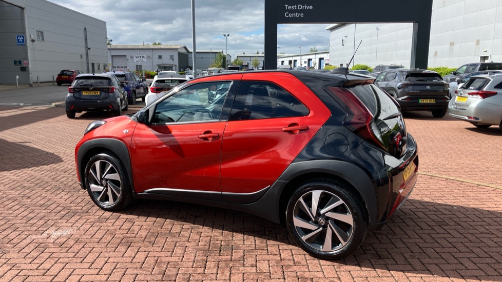 Toyota Aygo X 1.0 VVT-i Edge 5dr Petrol Hatchback - Image 48