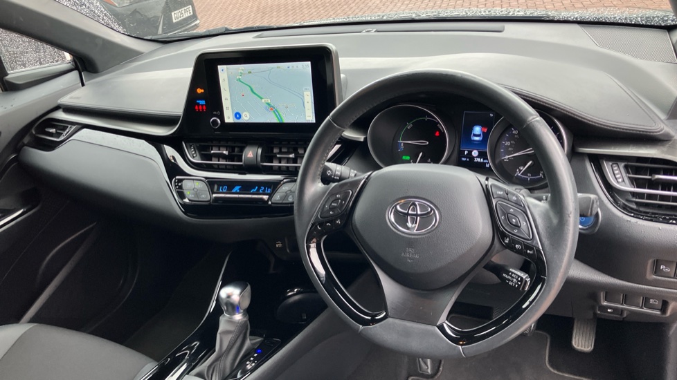 Toyota C-HR 2.0 Hybrid Design 5dr CVT Hybrid Hatchback - Image 6