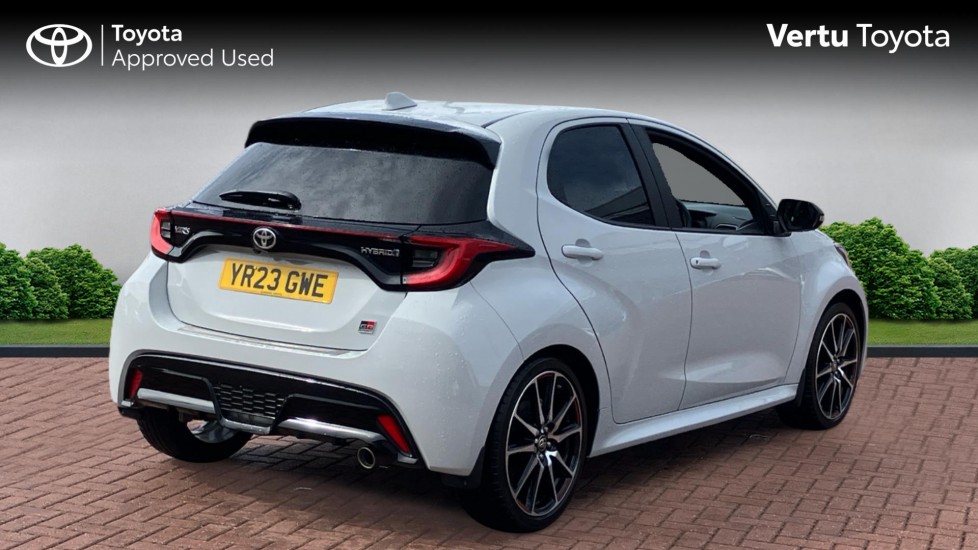 Toyota Yaris 1.5 Hybrid GR Sport 5dr CVT Hybrid Hatchback - Image 2