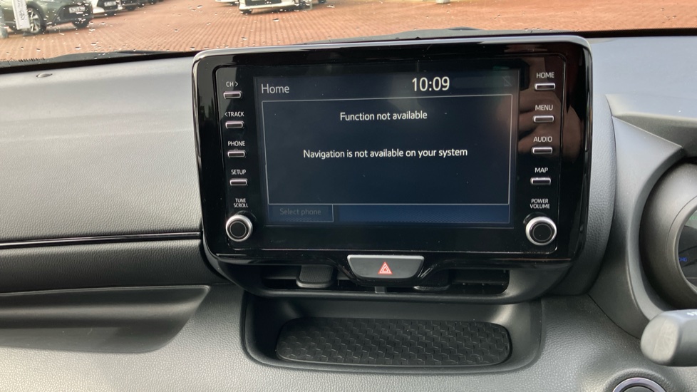 Toyota Yaris 1.5 Hybrid GR Sport 5dr CVT Hybrid Hatchback - Image 9