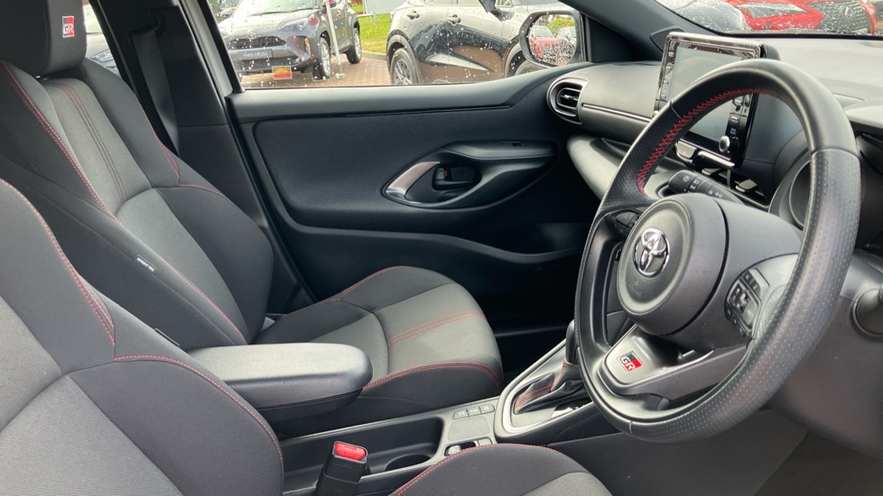 Toyota Yaris 1.5 Hybrid GR Sport 5dr CVT Hybrid Hatchback - Image 12