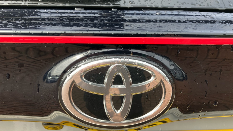 Toyota Yaris 1.5 Hybrid GR Sport 5dr CVT Hybrid Hatchback - Image 49