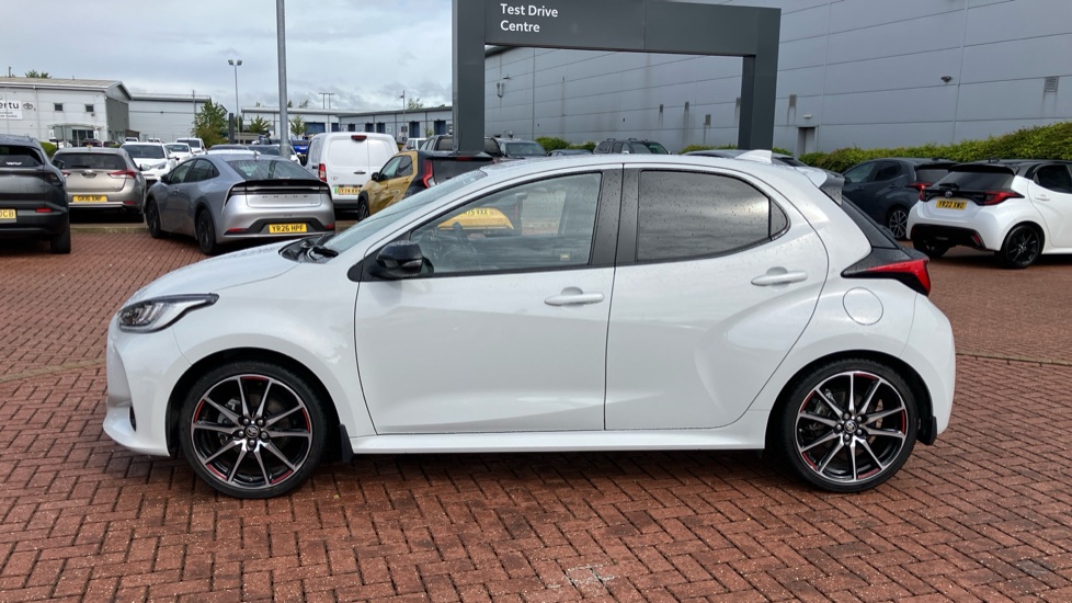 Toyota Yaris 1.5 Hybrid GR Sport 5dr CVT Hybrid Hatchback - Image 52