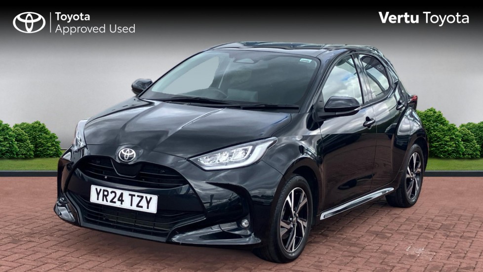 Toyota Yaris 1.5 Hybrid Design 5dr CVT Hybrid Hatchback - Image 3