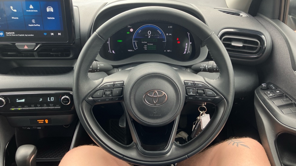 Toyota Yaris 1.5 Hybrid Design 5dr CVT Hybrid Hatchback - Image 55