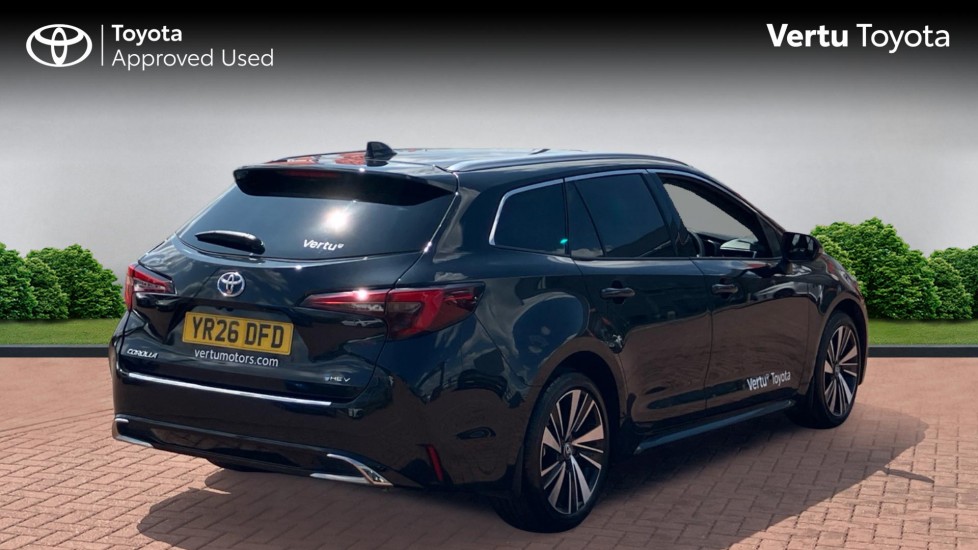 Toyota Corolla 1.8 Hybrid Design 5dr CVT Hybrid Estate - Image 2