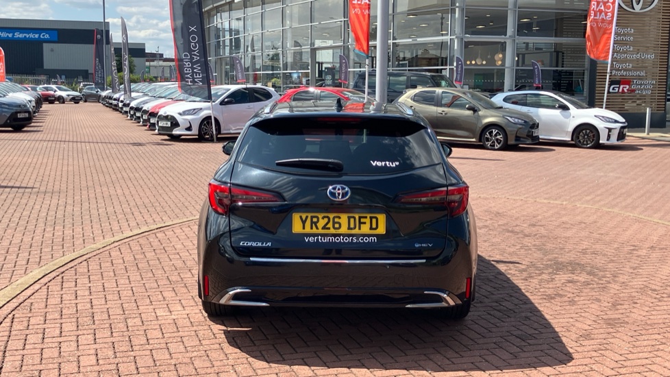 Toyota Corolla 1.8 Hybrid Design 5dr CVT Hybrid Estate - Image 26