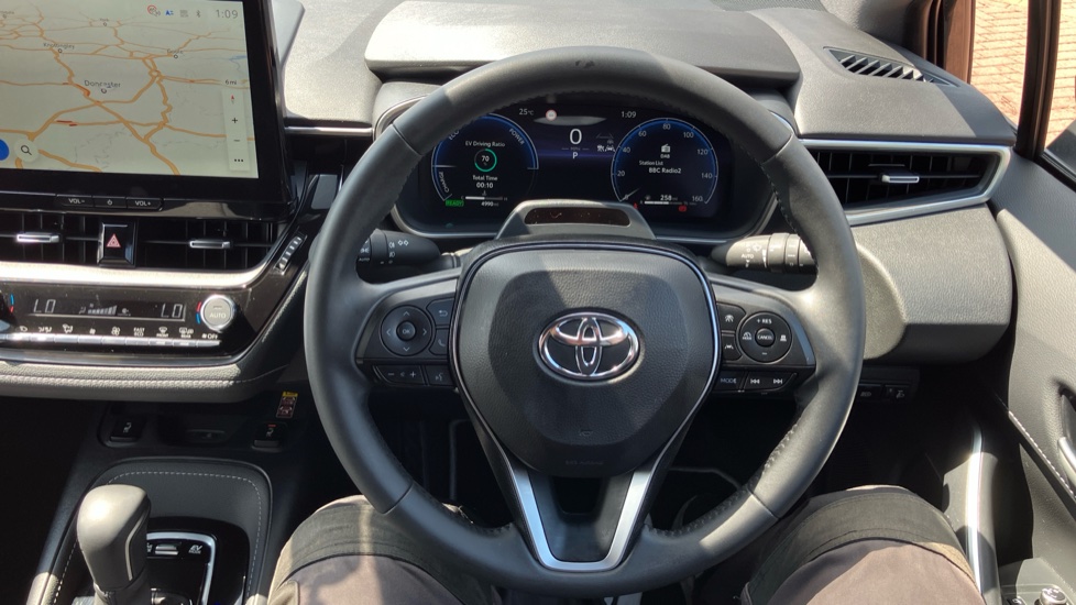 Toyota Corolla 1.8 Hybrid Design 5dr CVT Hybrid Estate - Image 54
