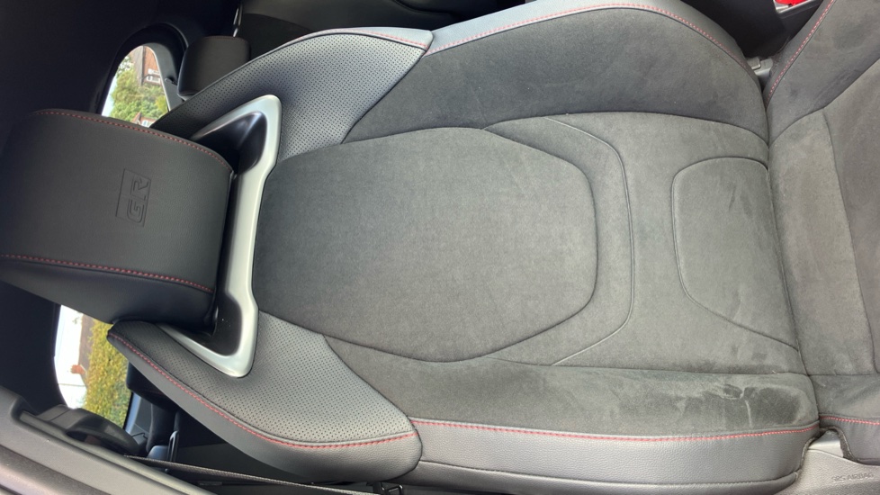Toyota C-HR 2.0 PHEV GR Sport 5dr CVT Hatchback - Image 14