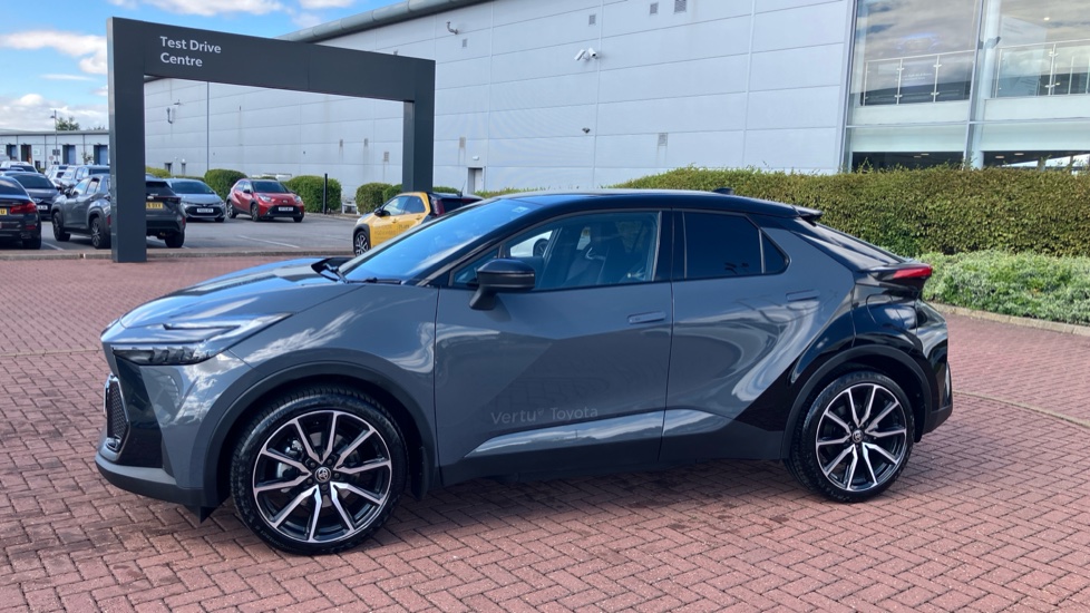 Toyota C-HR 2.0 PHEV GR Sport 5dr CVT Hatchback - Image 46