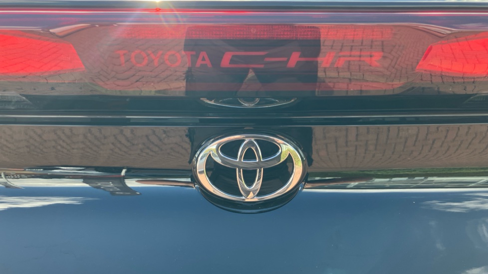 Toyota C-HR 2.0 PHEV GR Sport 5dr CVT Hatchback - Image 53