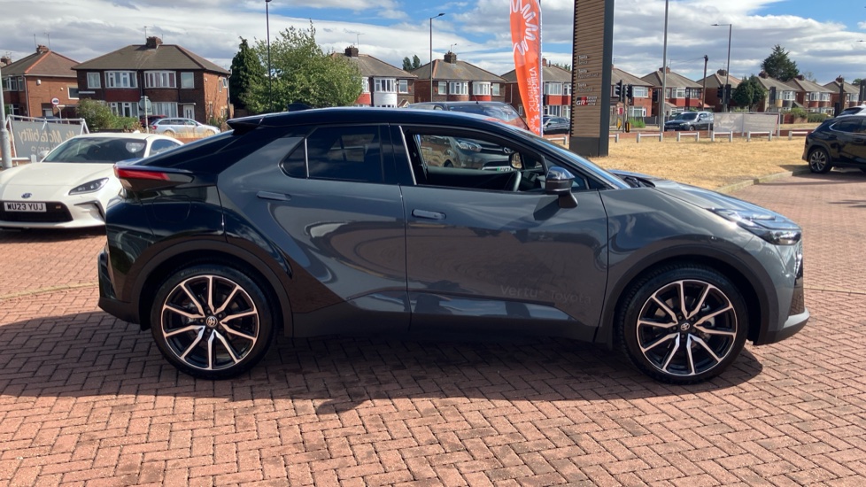 Toyota C-HR 2.0 PHEV GR Sport 5dr CVT Hatchback - Image 54